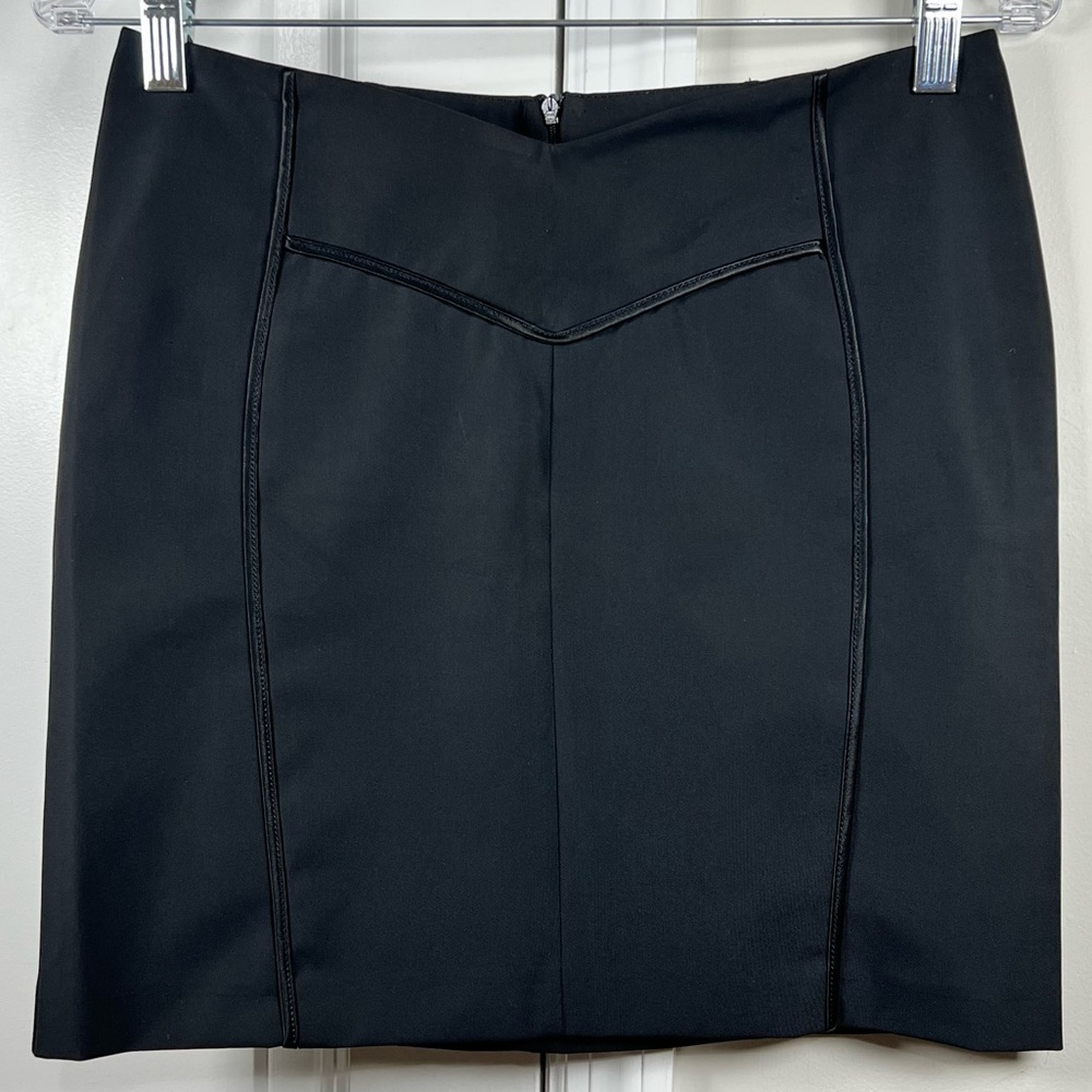 Mandorla Skirt
